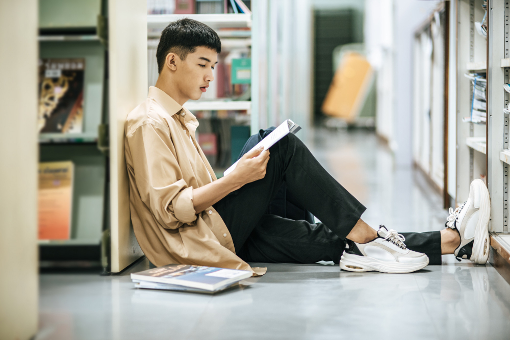 Kapan Waktu Terbaik Untuk Membaca Buku? Berikut Ulasan Lengkap Buat Kamu