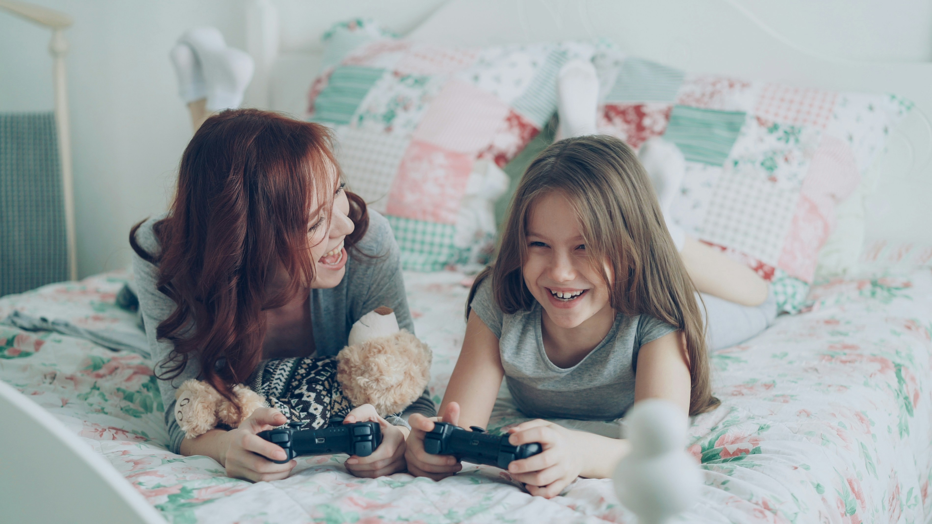 Marak Kekerasan Anak oleh Babysitter, Ini Trik Biar Si Kecil Tetap Aman!