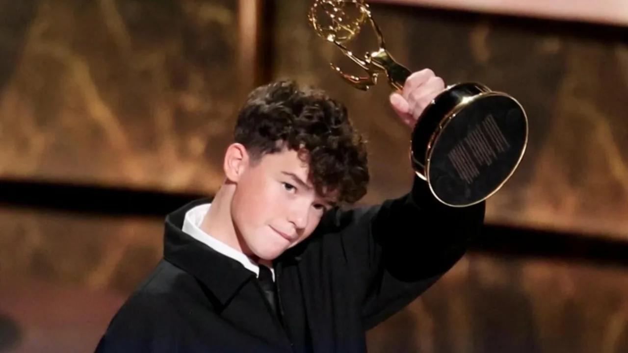 Menang Emmy di Usia Muda, Owen Cooper Jadi Inspirasi Baru Generasi Z