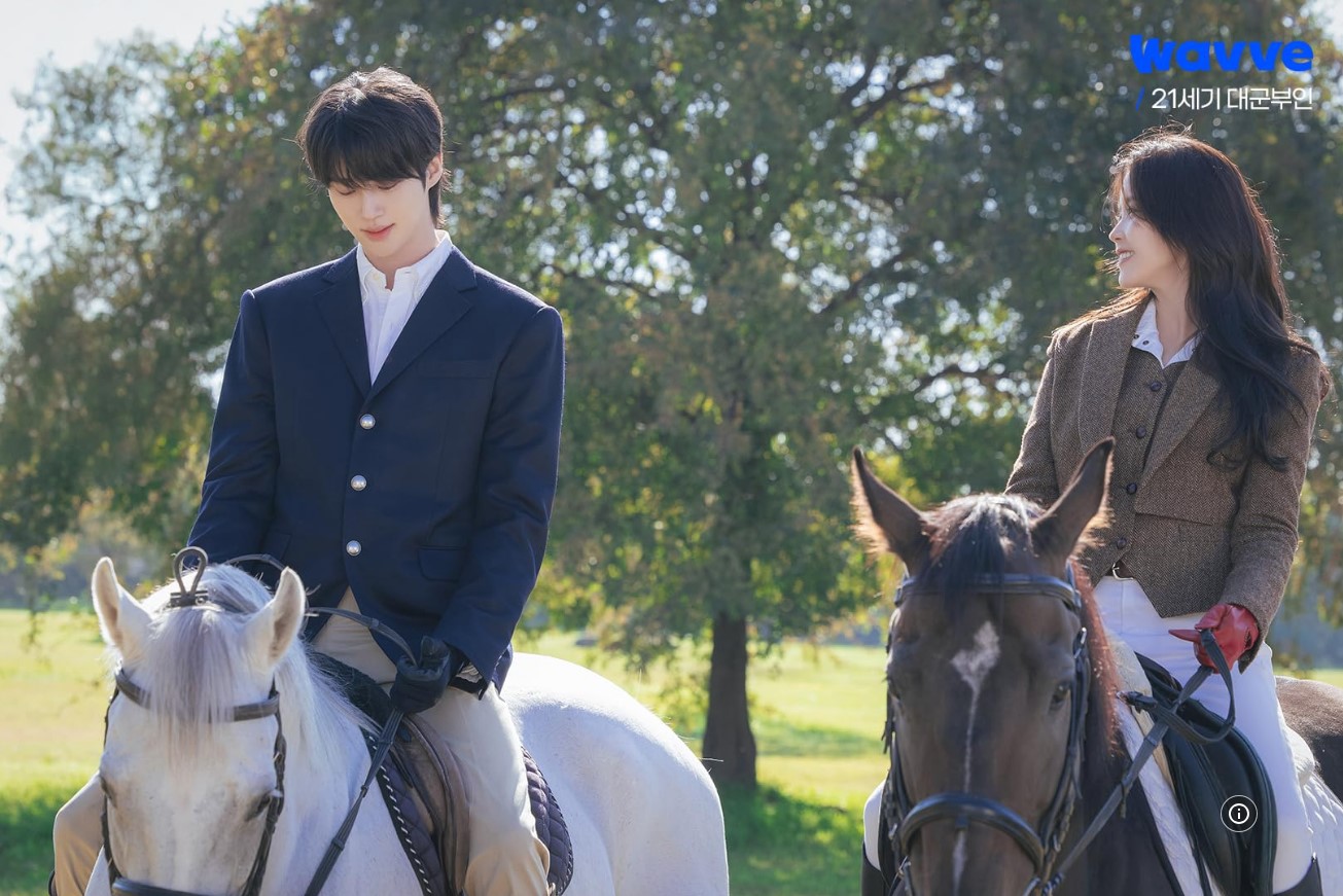 Drakor Perfect Crown: IU dan Byeon Woo Seok Terjebak Pernikahan Kontrak di Monarki Korea Modern