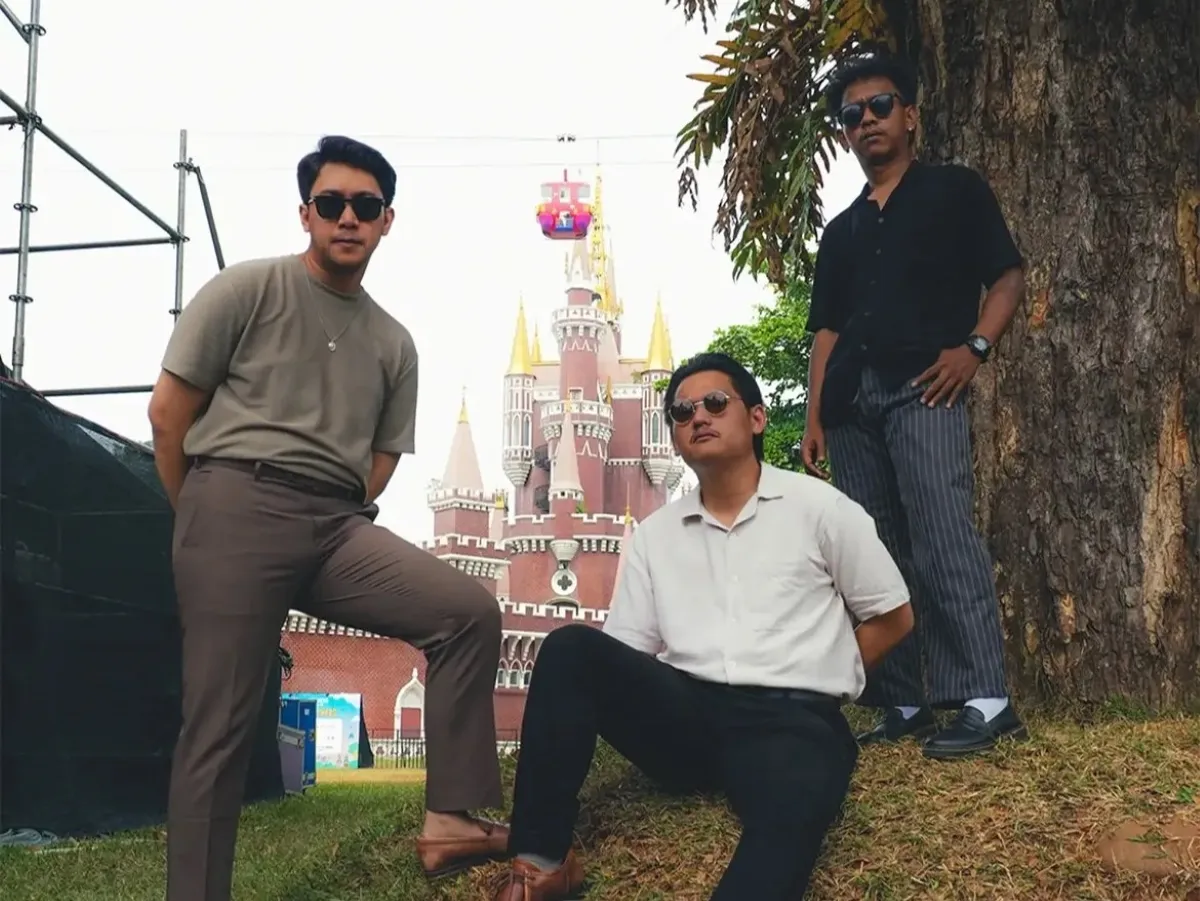Magnolia Celebration, Cerita Anak Tangerang yang Tumbuh dari Distorsi, Cinta, dan Rasa yang Tak Selesai